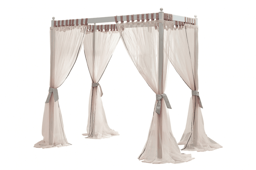 ناموسية 4 قطع بينكي لورا