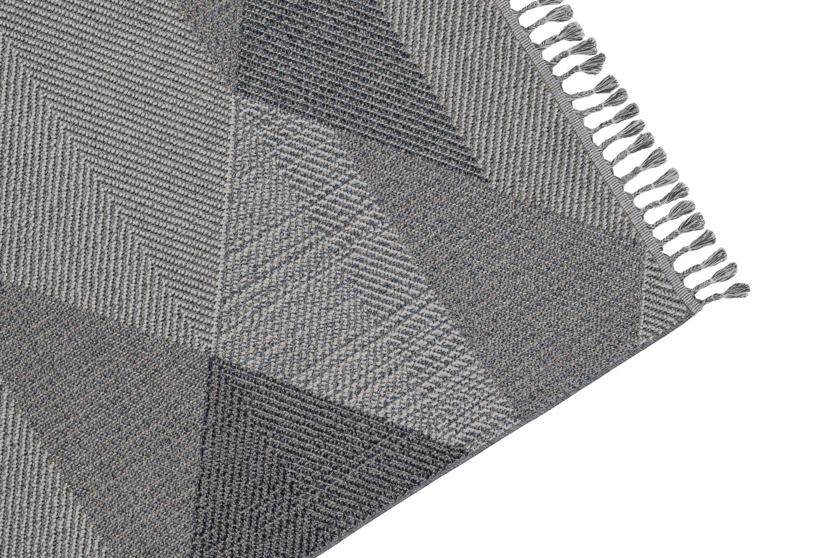 POLY CARPET (120X180CM) - Image 2